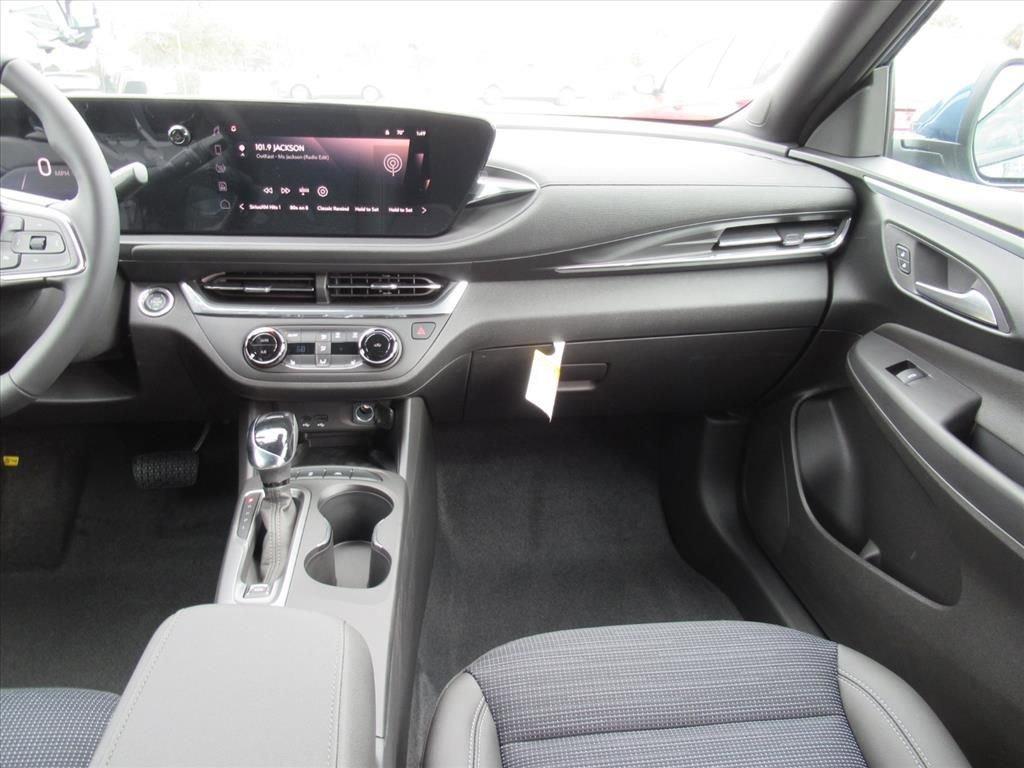 Buick Envista Preferred Front Wheel Drive Suv - Thumbnail 15