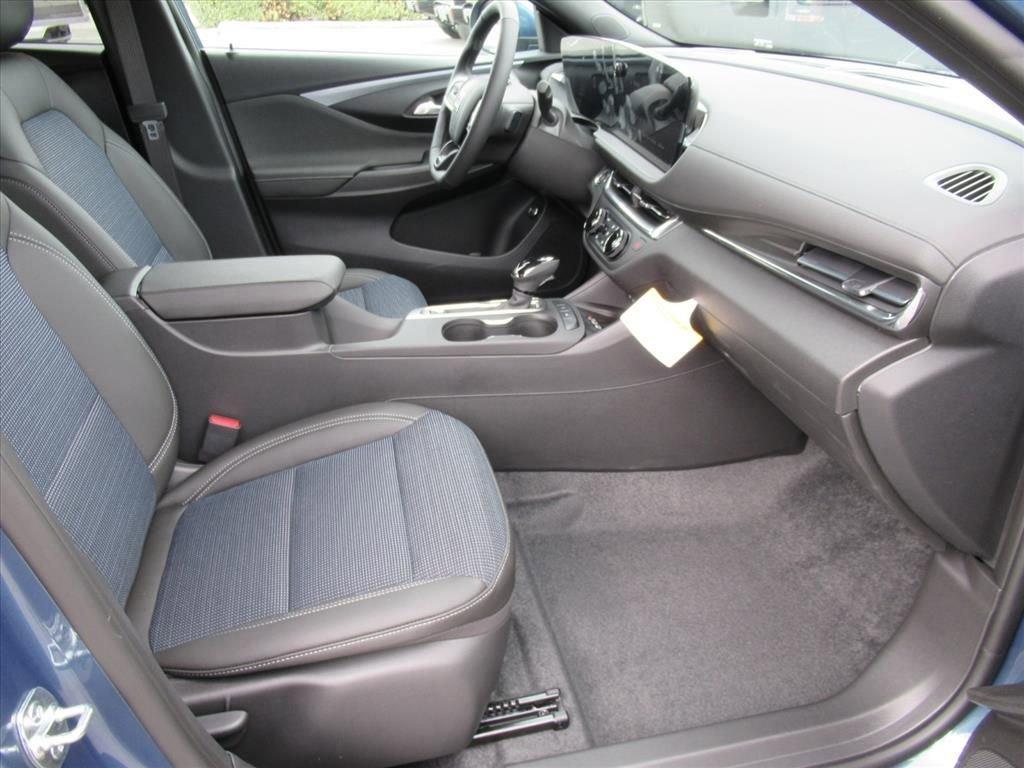 Buick Envista Preferred Front Wheel Drive Suv - Thumbnail 11