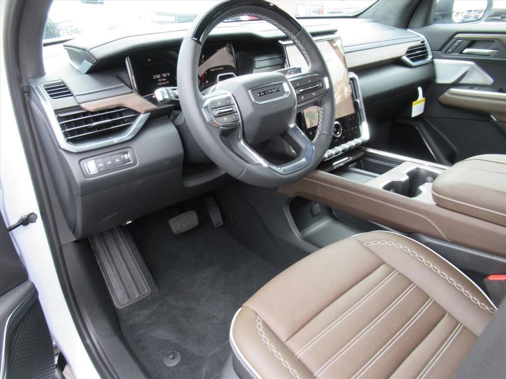 Gmc Acadia Denali Ultimate All Wheel Drive Suv - Thumbnail 18