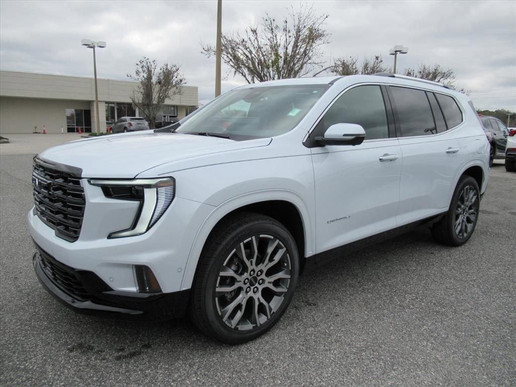 Gmc Acadia Denali Ultimate All Wheel Drive Suv - Thumbnail 4