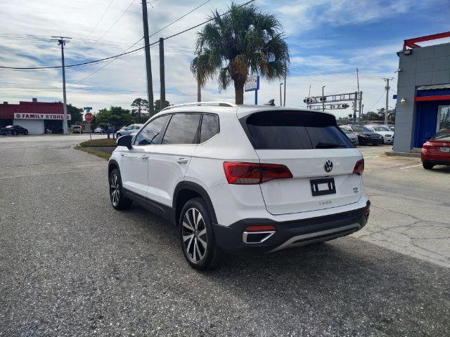 Volkswagen Taos - Thumbnail 4