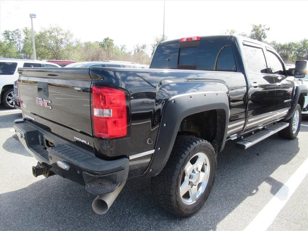 Gmc Sierra 2500 Hd Denali Four Wheel Drive Crew Cab - Thumbnail 5