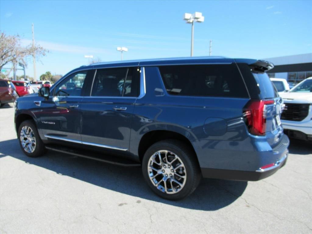 Gmc Yukon Xl Elevation Rear Wheel Drive Suv - Thumbnail 5