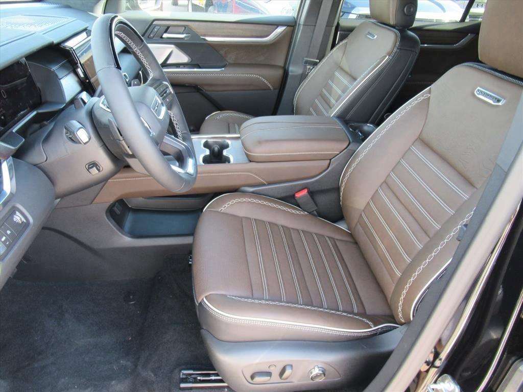 Gmc Acadia Denali Ultimate Front Wheel Drive Suv - Thumbnail 16