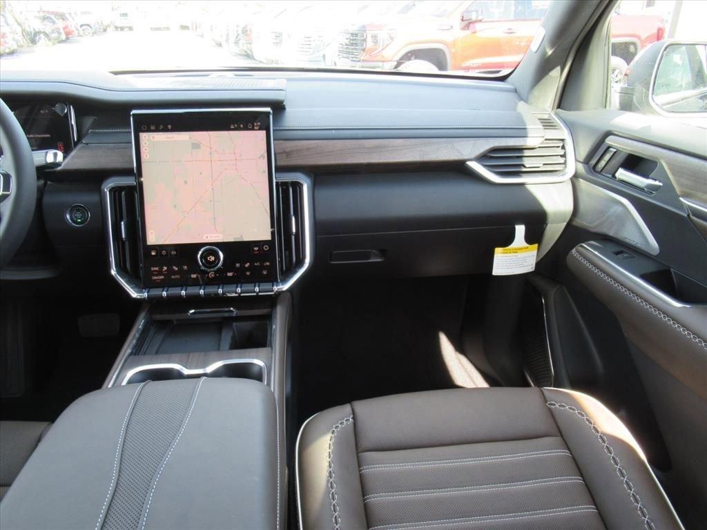 Gmc Acadia Denali Ultimate Front Wheel Drive Suv - Thumbnail 13