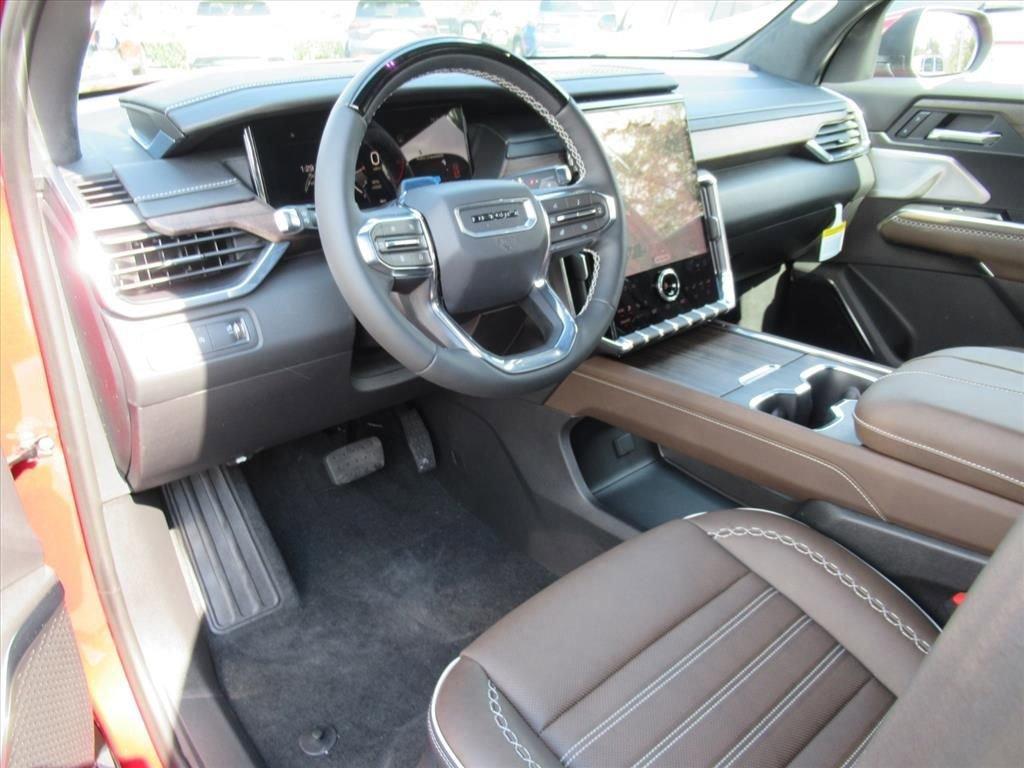 Gmc Acadia Denali Ultimate Front Wheel Drive Suv - Thumbnail 16