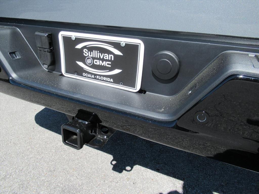 Gmc Sierra 1500 At4X Four Wheel Drive Crew Cab - Thumbnail 9