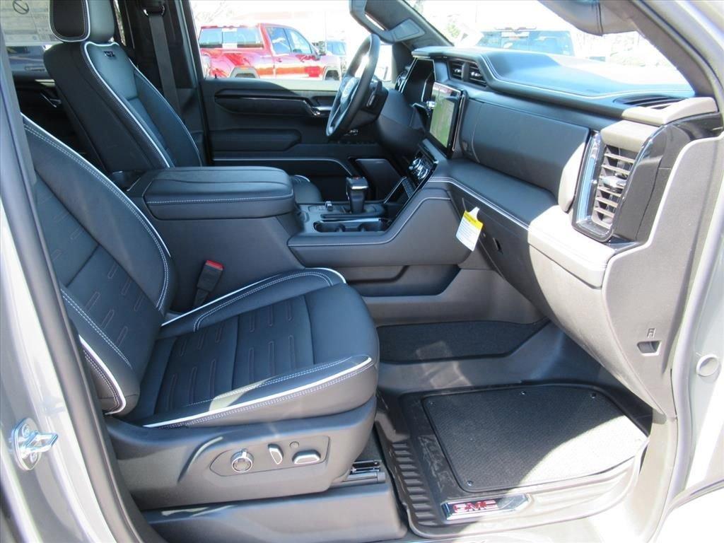 Gmc Sierra 1500 At4X Four Wheel Drive Crew Cab - Thumbnail 13