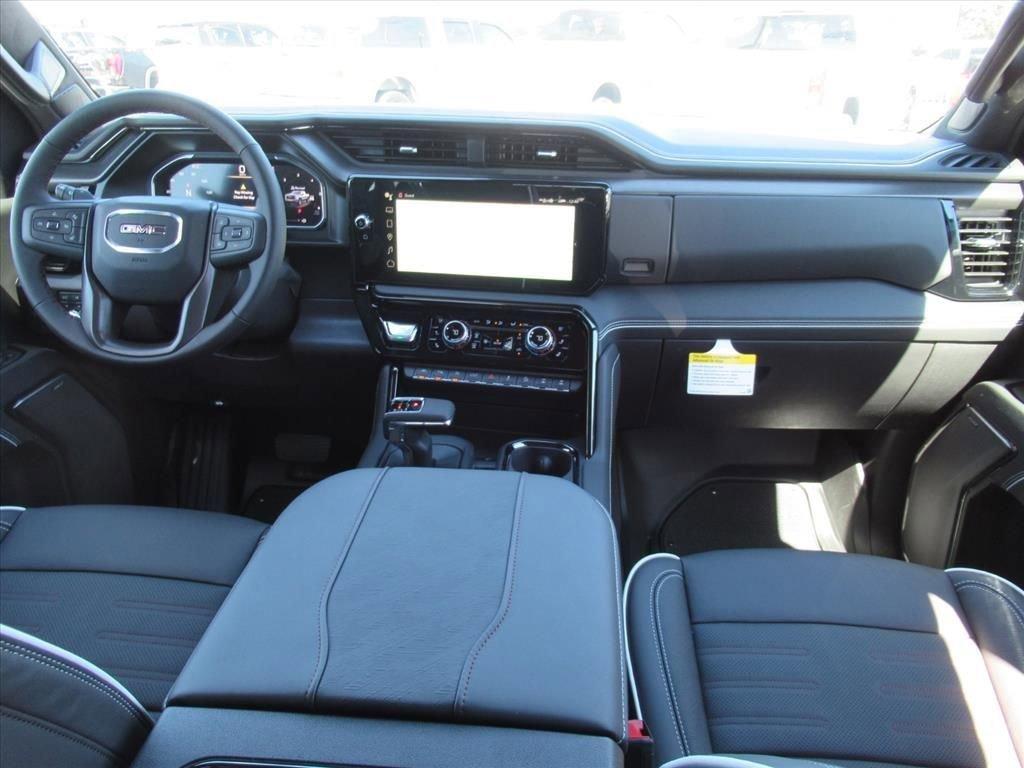 Gmc Sierra 1500 At4X Four Wheel Drive Crew Cab - Thumbnail 15