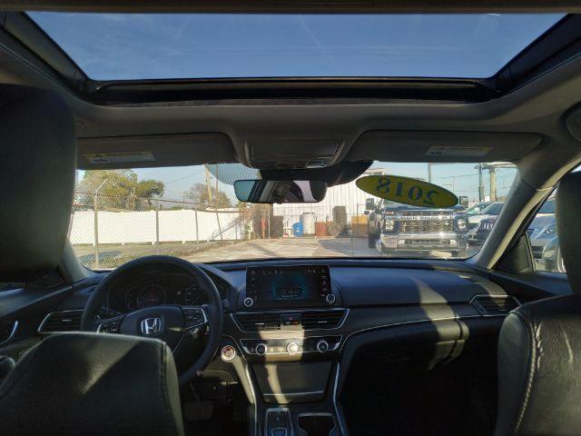 Honda Accord - Thumbnail 12