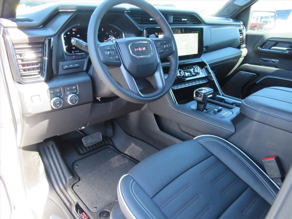 Gmc Sierra 1500 At4X Four Wheel Drive Crew Cab - Thumbnail 18