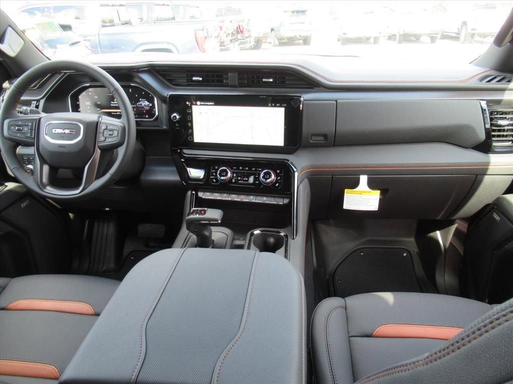 Gmc Sierra 1500 At4 Four Wheel Drive Crew Cab - Thumbnail 11