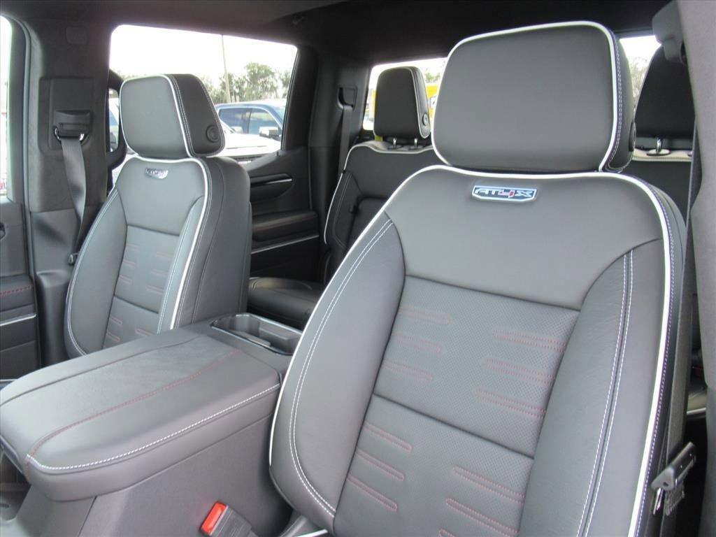 Gmc Sierra 1500 At4X Four Wheel Drive Crew Cab - Thumbnail 18