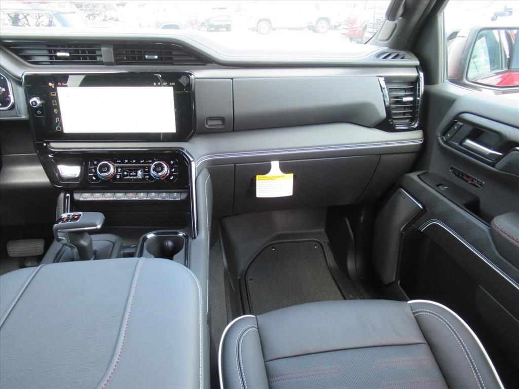 Gmc Sierra 1500 At4X Four Wheel Drive Crew Cab - Thumbnail 14