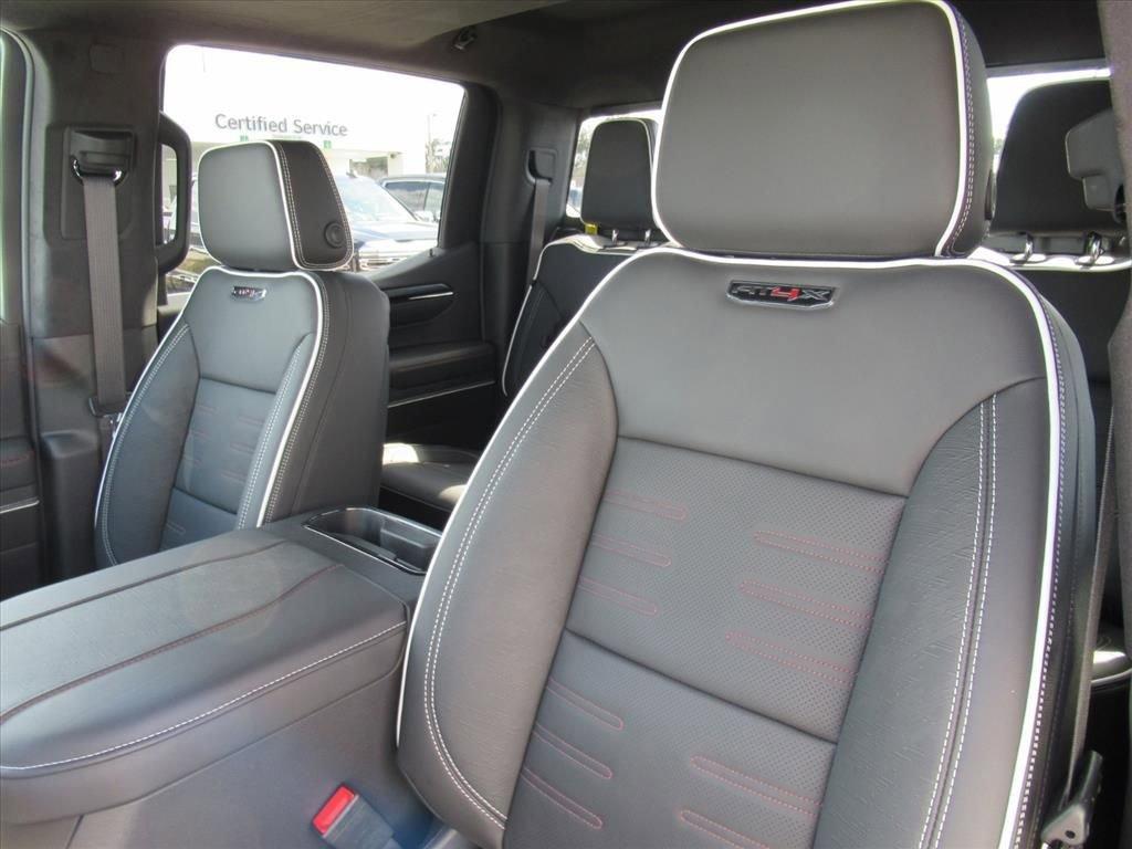 Gmc Sierra 1500 At4X Four Wheel Drive Crew Cab - Thumbnail 18