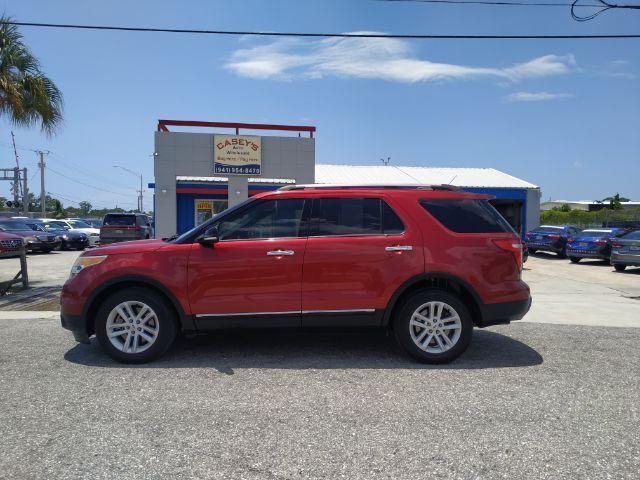 Ford Explorer - Thumbnail 2