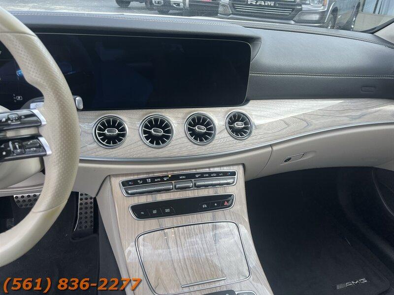 Mercedes-Benz E 450 - Thumbnail 11