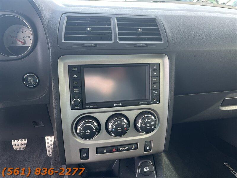 Dodge Challenger Srt8 392 - Thumbnail 11