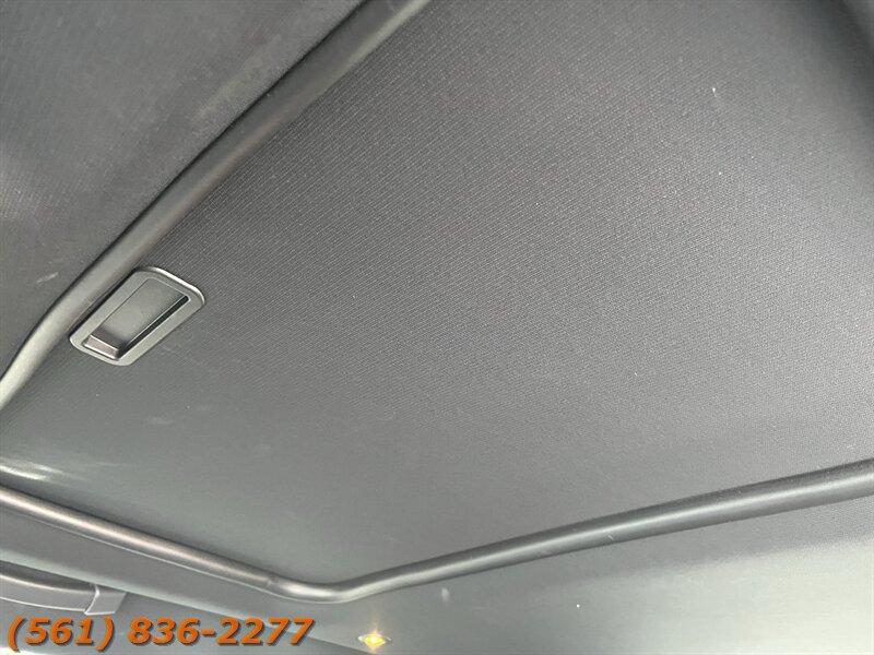 Dodge Challenger Srt8 392 - Thumbnail 16