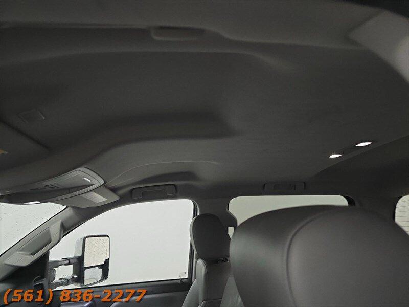 Chevrolet Silverado 6500 - Thumbnail 14