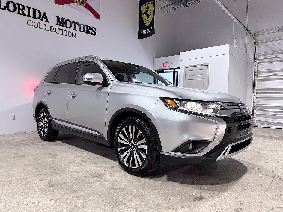 Mitsubishi Outlander Se - Thumbnail 2