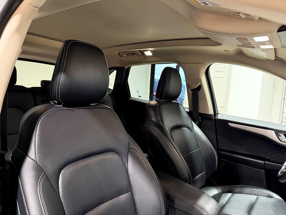 Ford Escape Se Sport Hybrid - Thumbnail 10