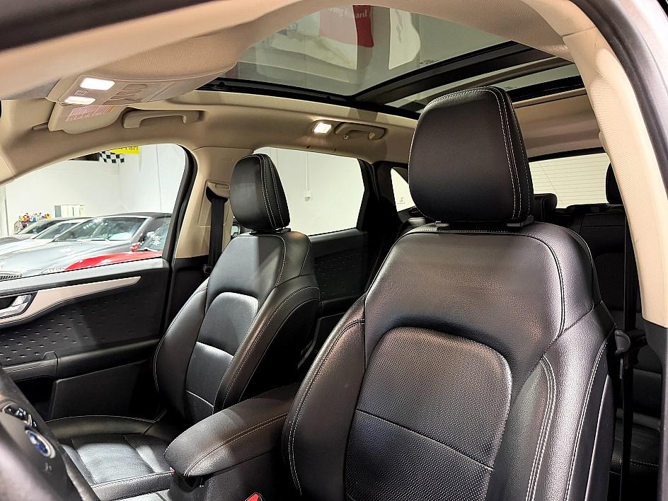 Ford Escape Se Sport Hybrid - Thumbnail 9