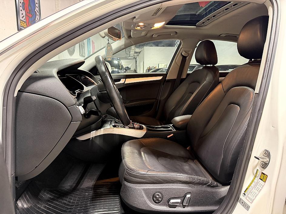 Audi A4 Premium Plus - Thumbnail 9