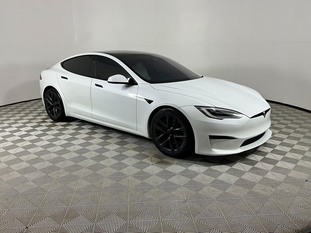 Tesla Model S Plaid - Thumbnail 7
