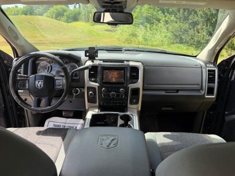 Dodge RAM 2500 - Thumbnail 16