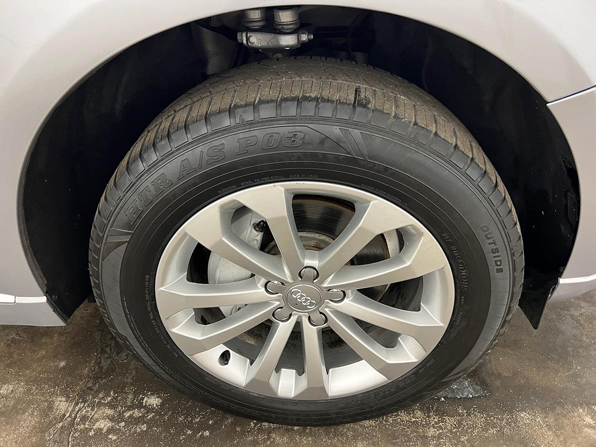 Audi Q5 Premium - View 1