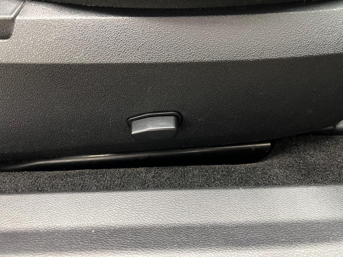 Chrysler 200 Limited - Thumbnail 20