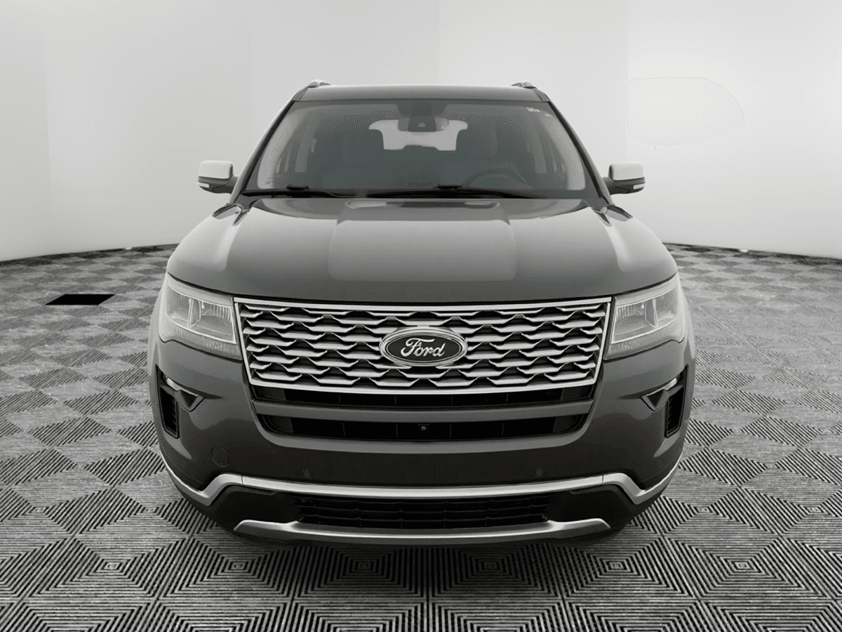 Ford Explorer Platinum - Thumbnail 3