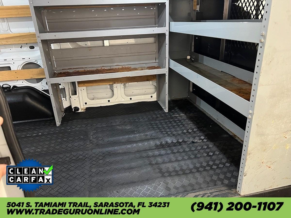 Ford Transit Van T-250 Low Roof - Thumbnail 17