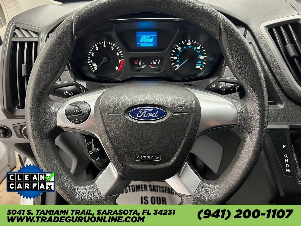 Ford Transit Van T-250 Low Roof - Thumbnail 11