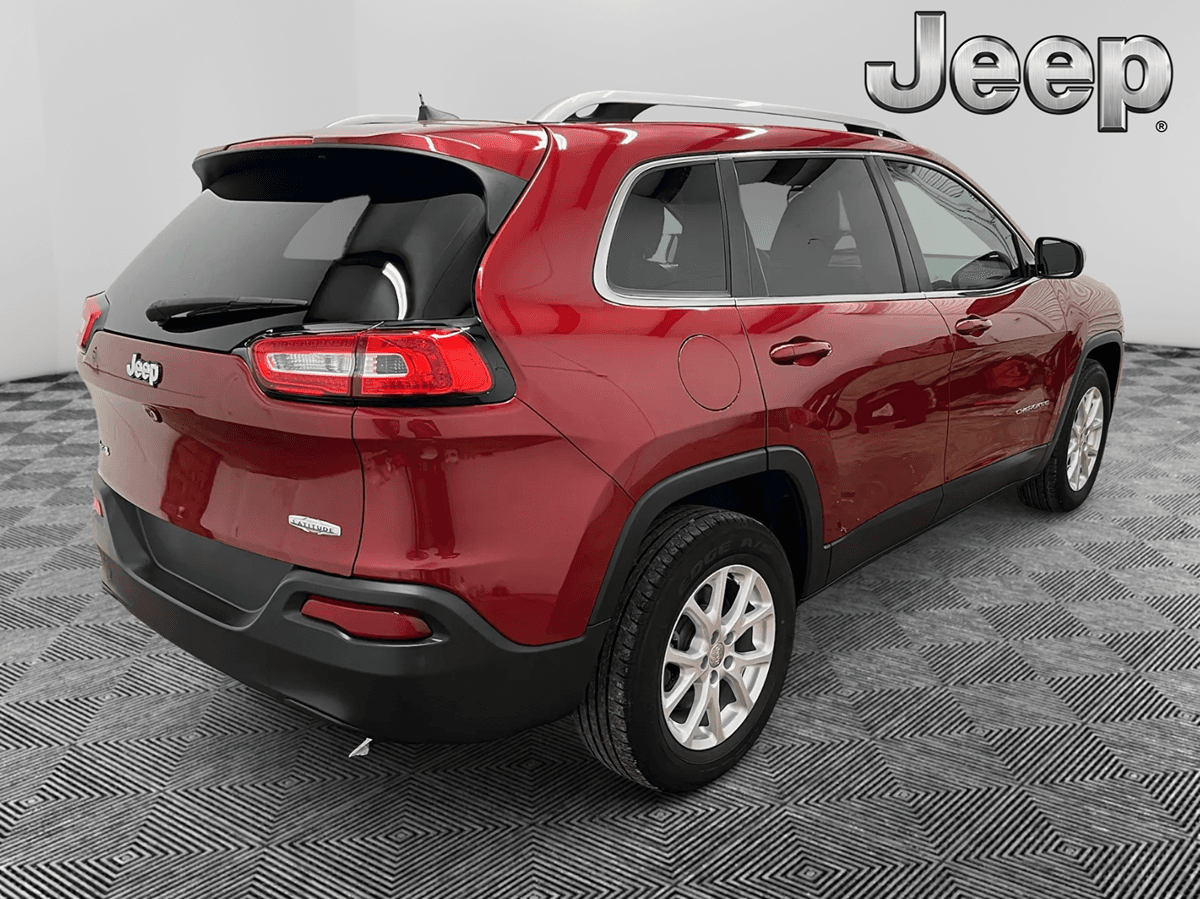 Jeep Cherokee Latitude - Thumbnail 5