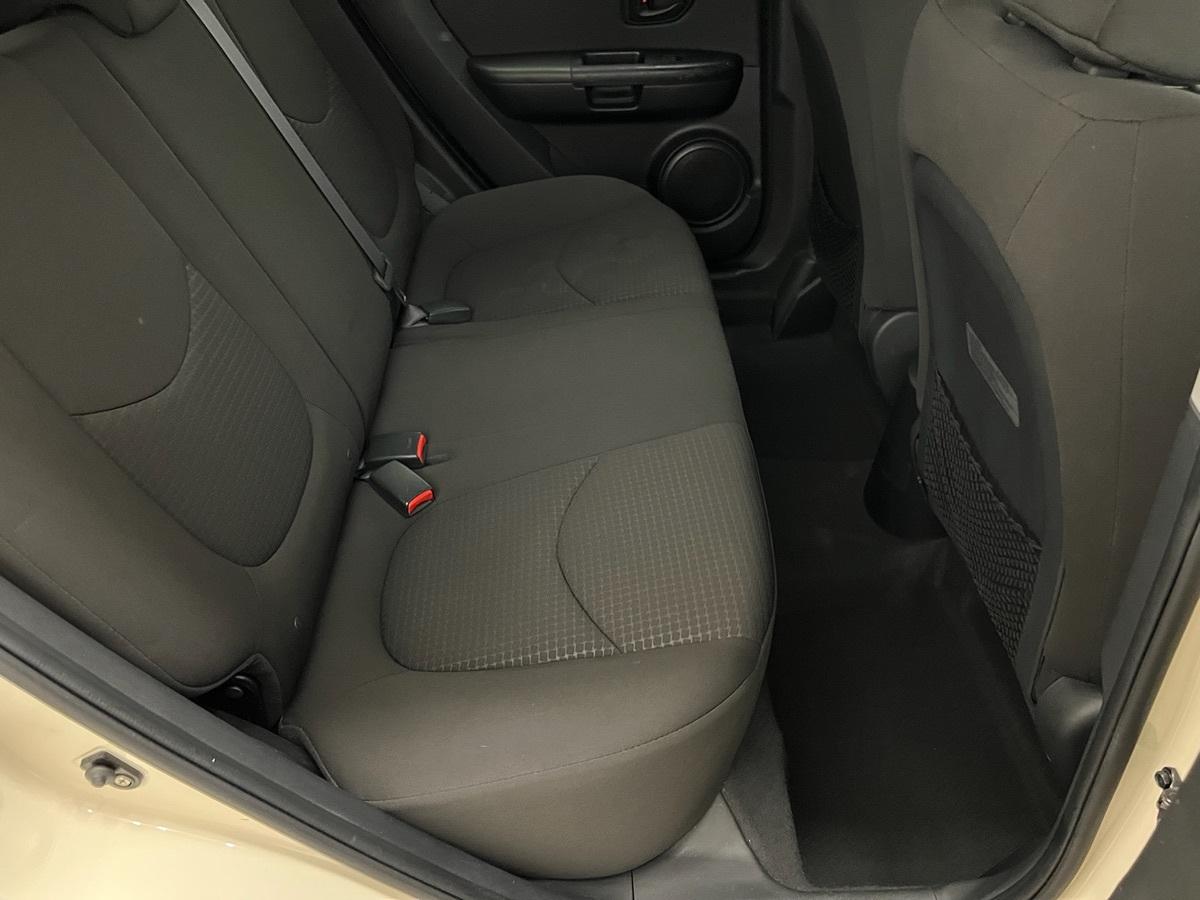 Kia Soul Base - Thumbnail 11