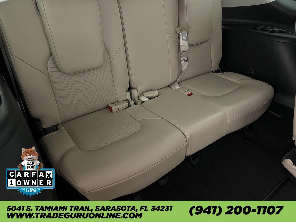 Nissan Armada Platinum - Thumbnail 15