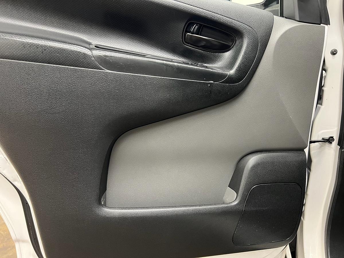 Nissan Nv200 Compact Cargo S - Thumbnail 16
