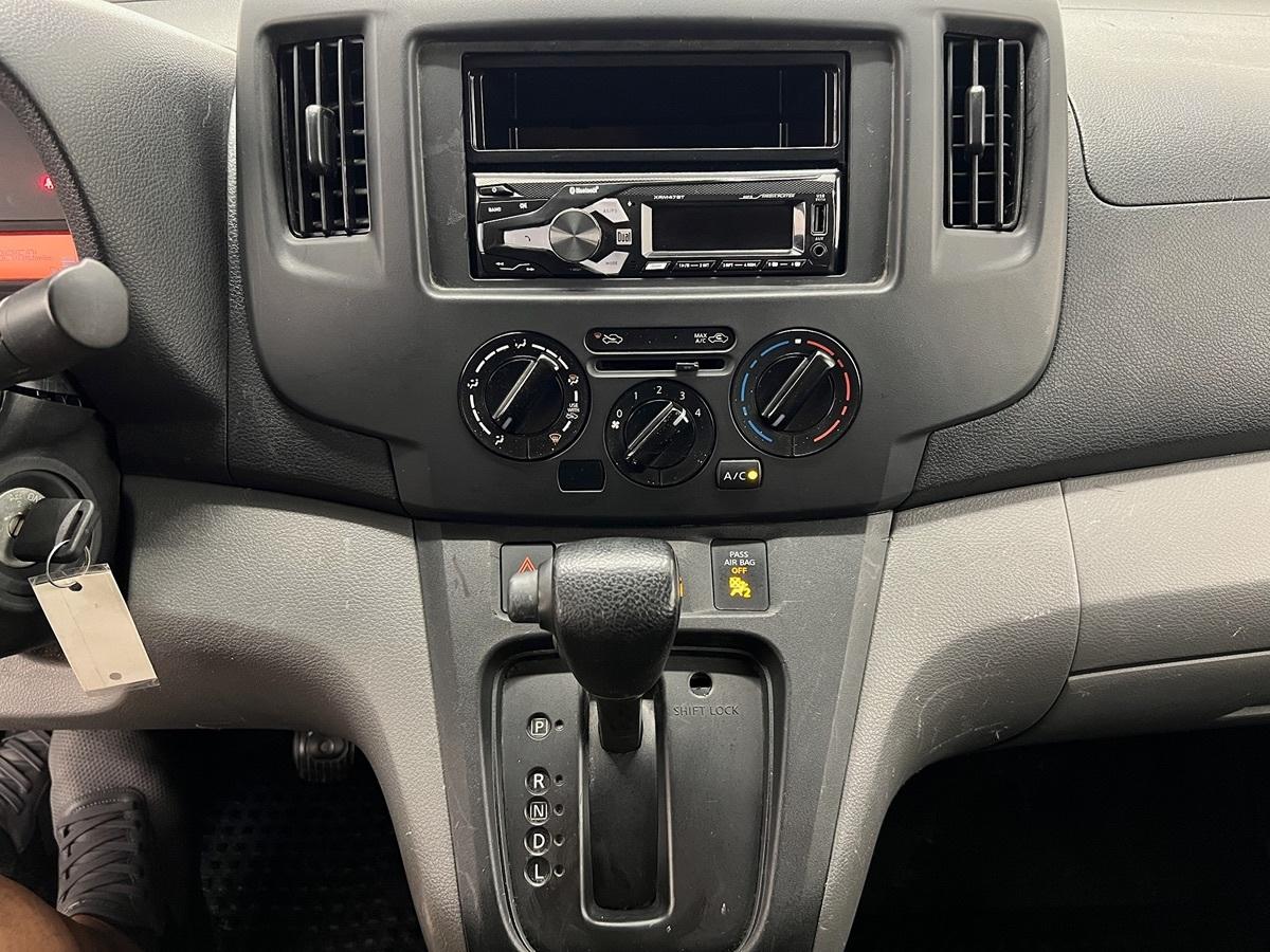 Nissan Nv200 Compact Cargo S - Thumbnail 17