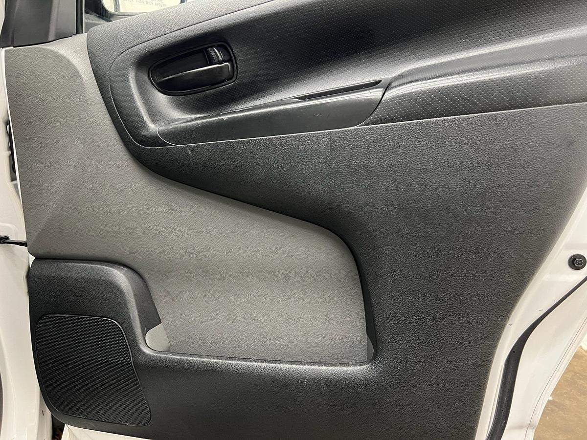 Nissan Nv200 Compact Cargo S - Thumbnail 20