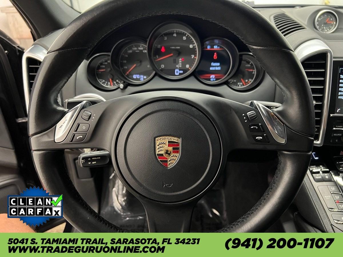 Porsche Cayenne Platinum Edition - Thumbnail 18