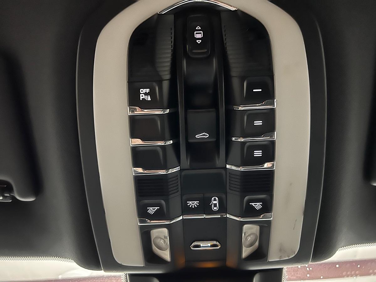 Porsche Macan S - Thumbnail 11