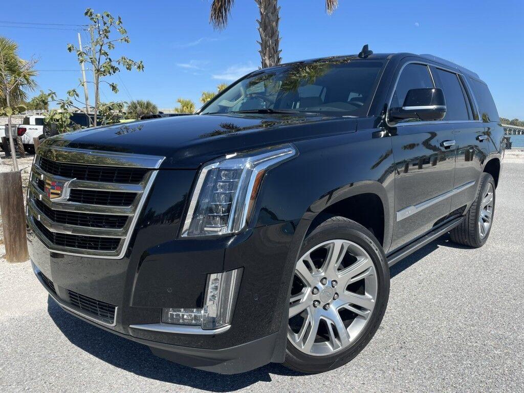 Cadillac Escalade - View 1