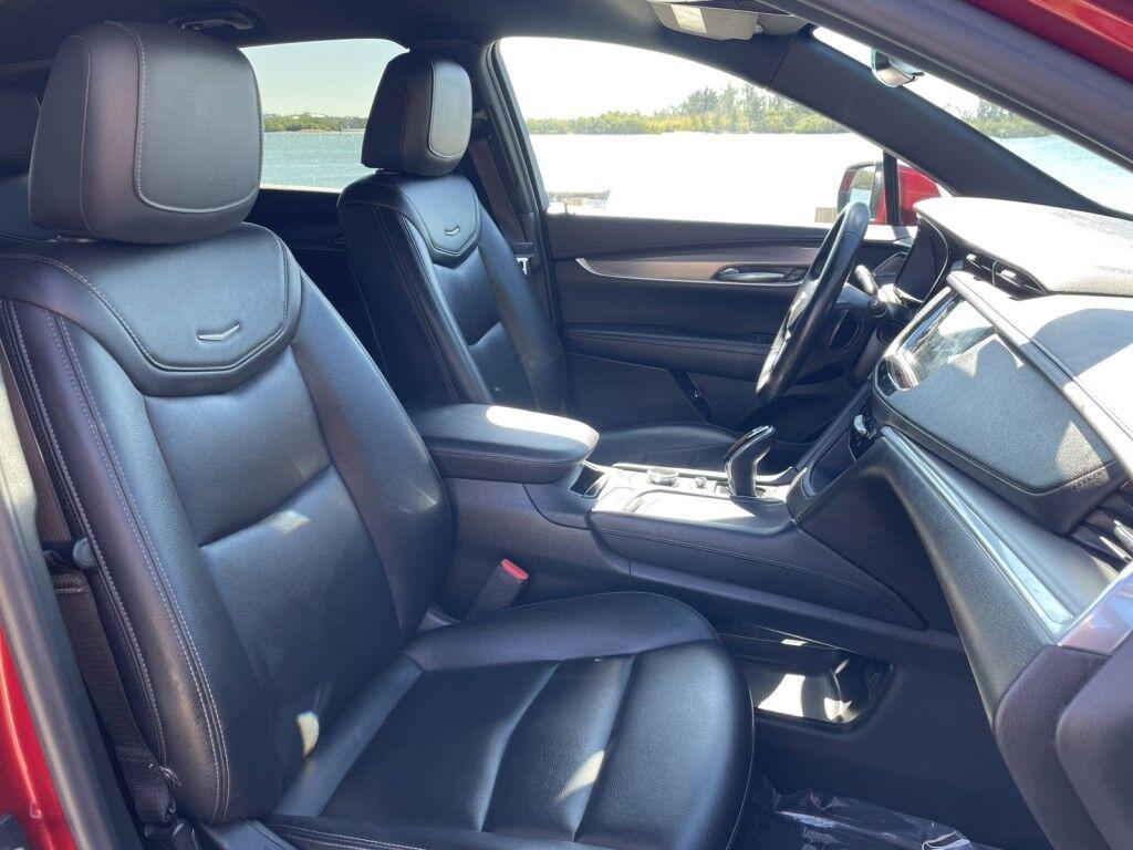 Cadillac XT5 - Thumbnail 7