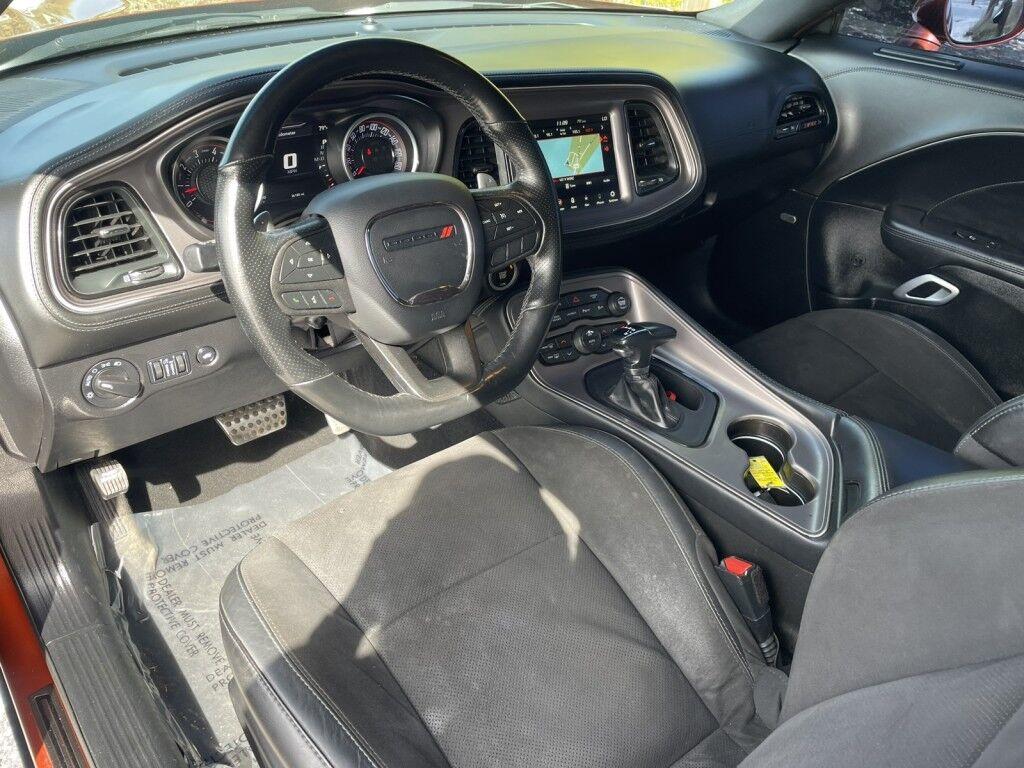 Dodge Challenger - Thumbnail 9