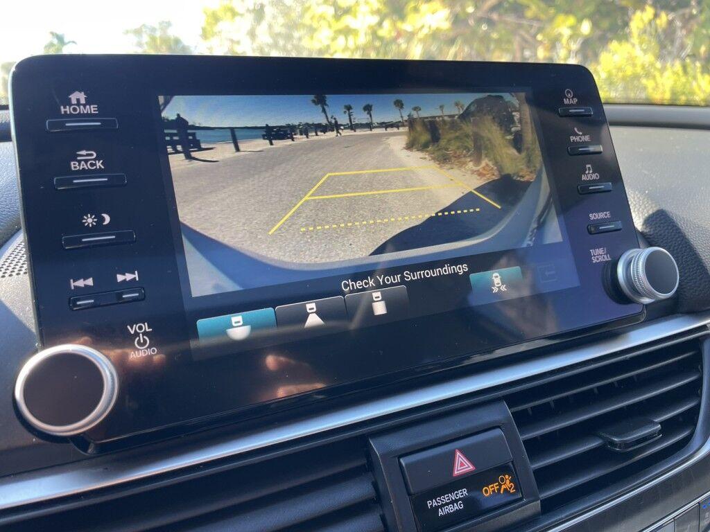 Honda Accord Sedan - Thumbnail 19