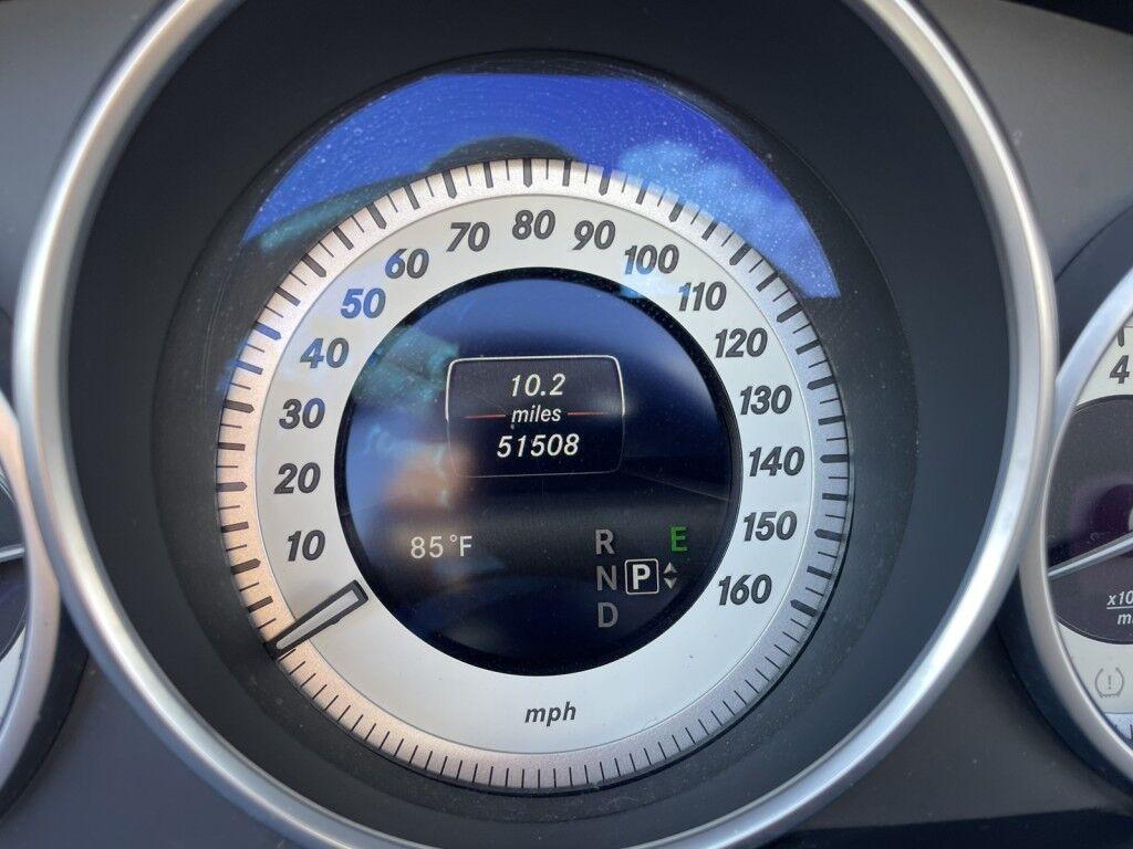 Mercedes-Benz E-Class - Thumbnail 19