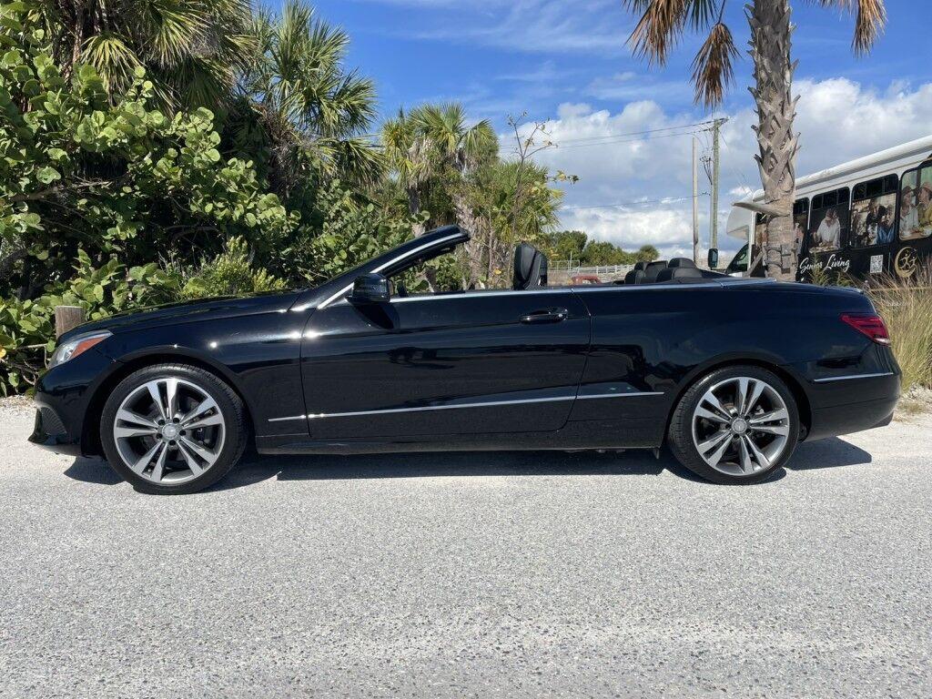 Mercedes-Benz E-Class - Thumbnail 3