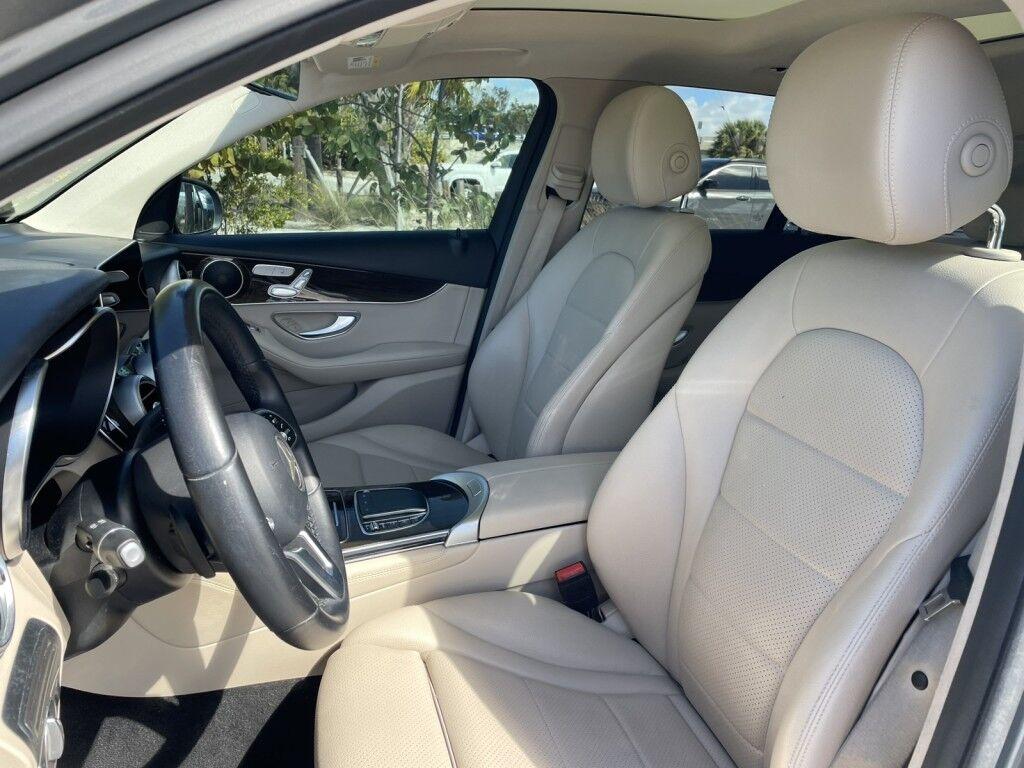 Mercedes-Benz GLC - Thumbnail 2